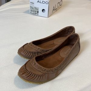 Light Tan Mocassin Style Flats